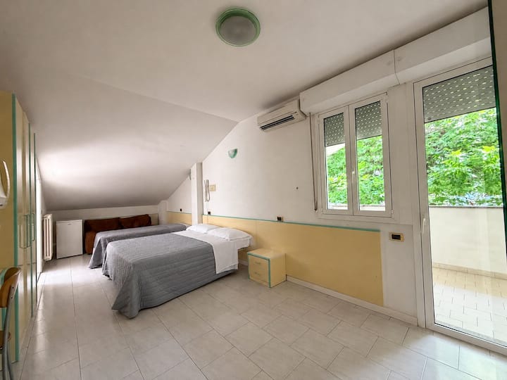 Lunèl 45 - Stanza Residenza Giorgetti - Cesenatico