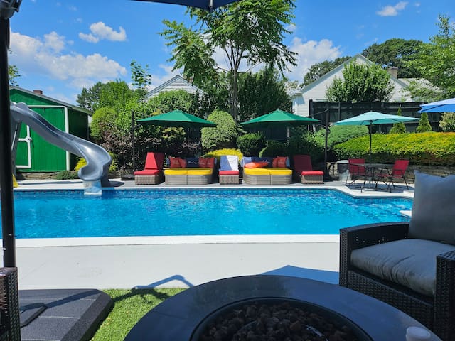 NEW HOT HEATED POOL ! 3 min DOWNTOWN BEACH 25min