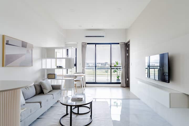Blueground | Dazhi, Balcony, Nr Dazhi Park - 타이산 구