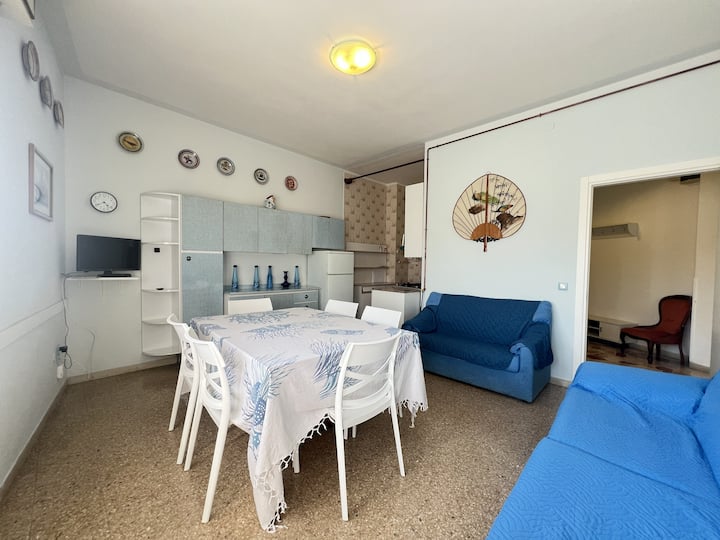 Aurora <6 People Apt.> Close To The Main Street - Jesolo