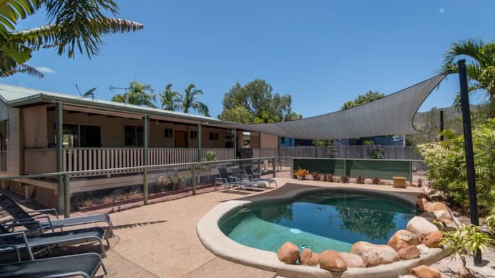 Kookaburra Lodge, Horseshoe Bay - Townsville