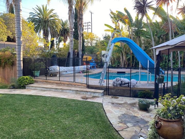 Venice Beach Tropical Oasis With Pool & Hot-tub. - Venice Beach, CA