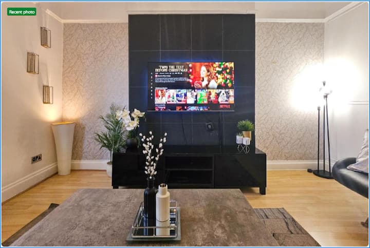 5br Manchester Home Sleeps 14 Free Parking - Manchester