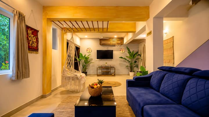Living room image 2