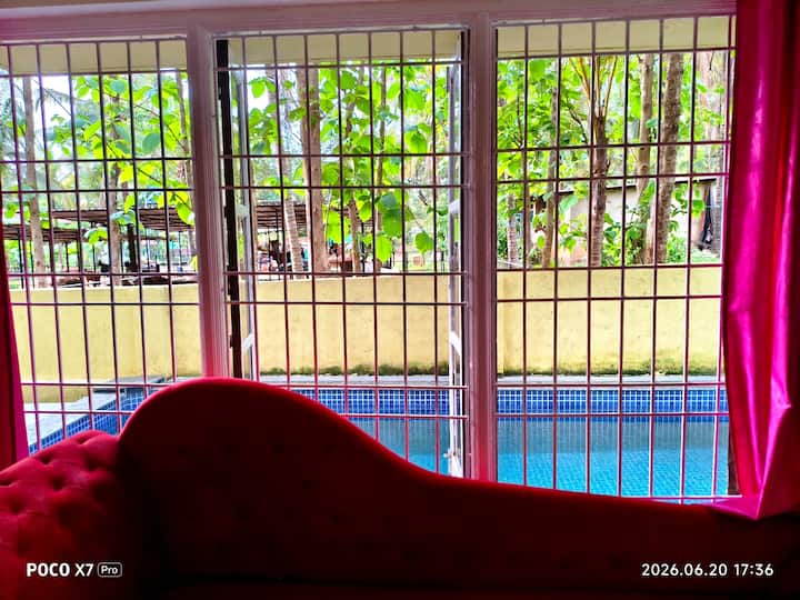 Living room image 2