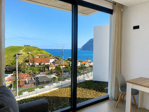 Top performing Airbnb: Riba D'Mar - Bungalows: B in Ilha Da Madeira