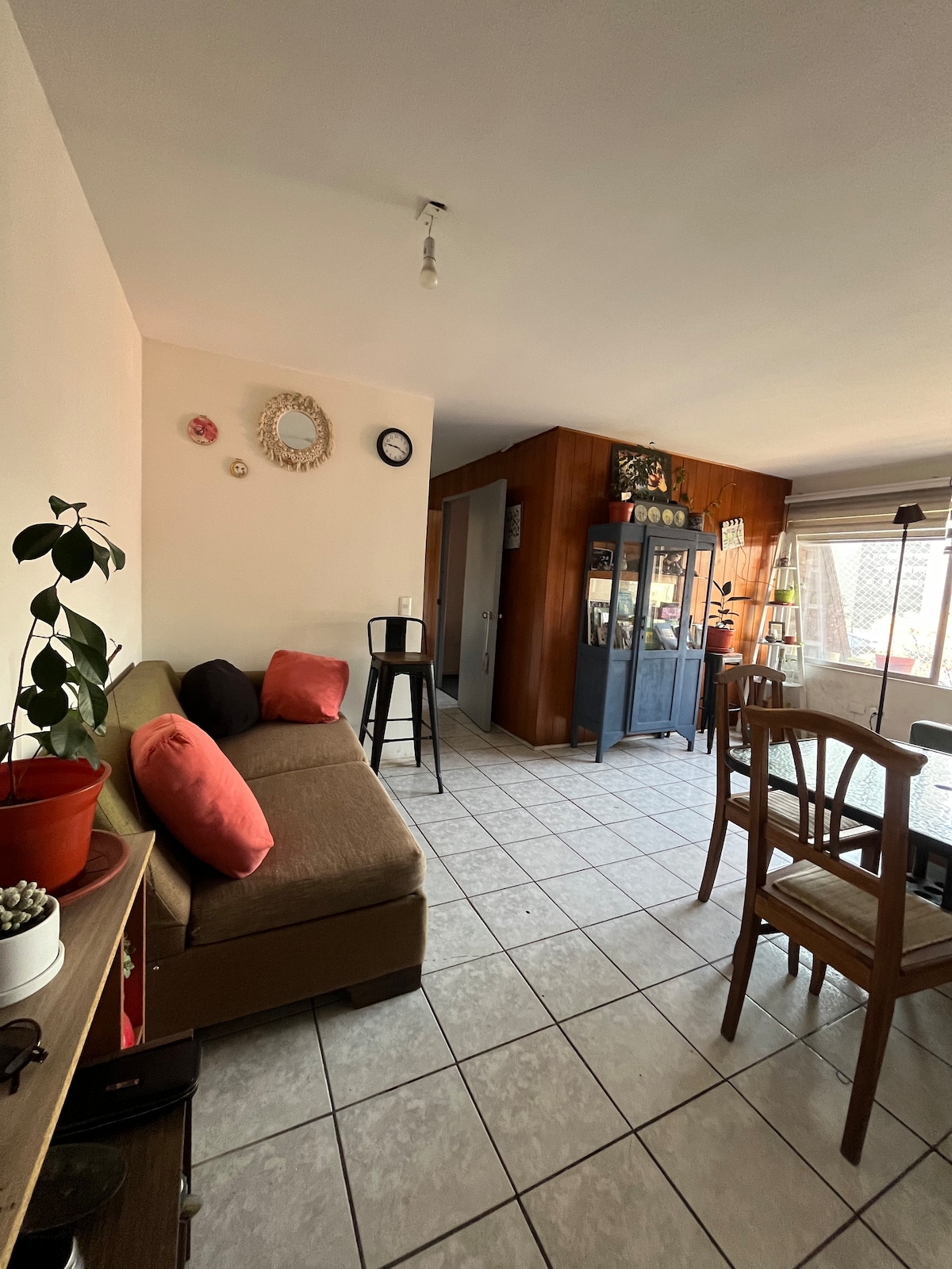A central, safe and quiet room. - Apartments for Rent in Santiago ...