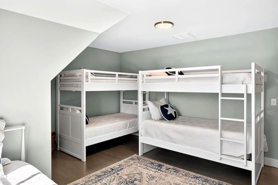 Bunk room