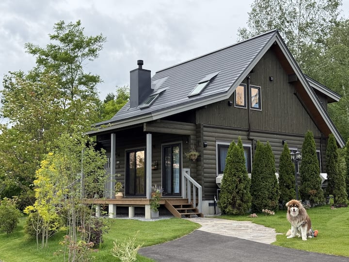 Best Day Ever Furano Lodges  日の家 For 7 - Furano