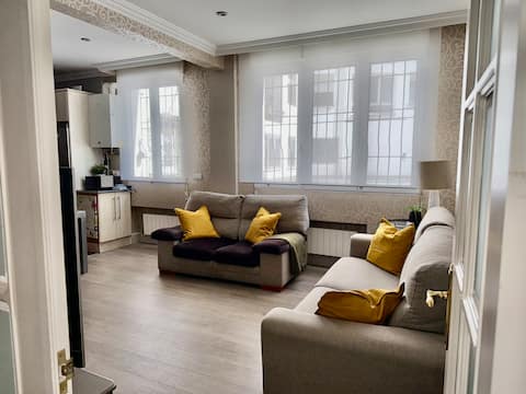 Popular Airbnb listing: Cozy and modern next to San Mames in Bilbao