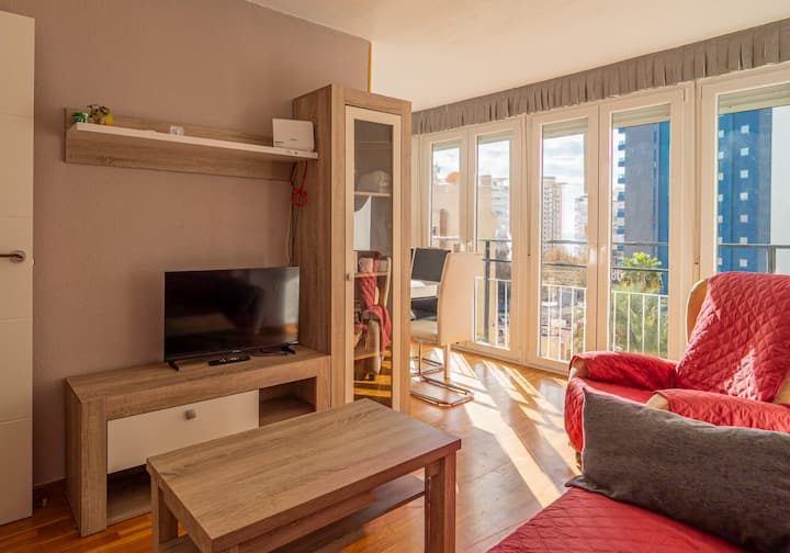 Apartamento Zona Plaza Triangular Con Piscina - Benidorm