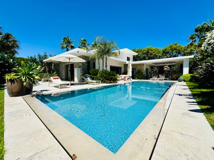 Villa California : Villa Standing, 6 Prs, Piscine - Juan les Pins