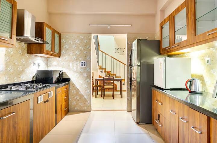 Kitchenette image 1
