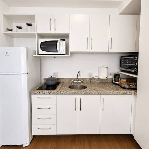 Top performing Airbnb: Sophisticated studio for a perfect stay! in Centro