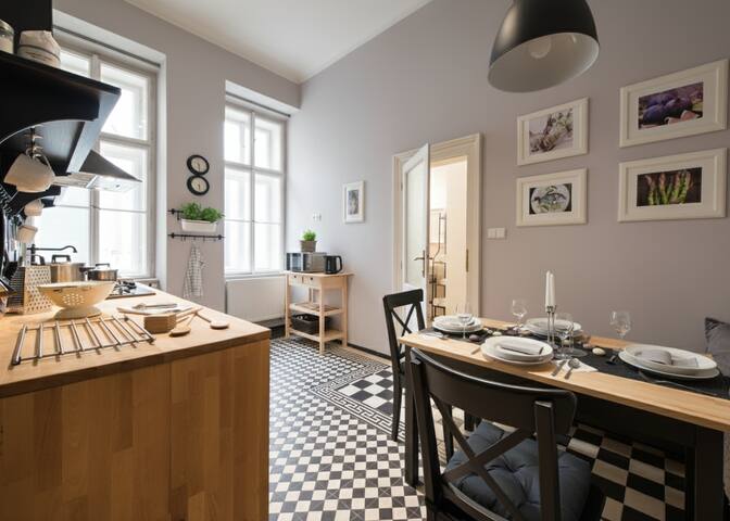 Sweet & Cosy Old Town Apartment