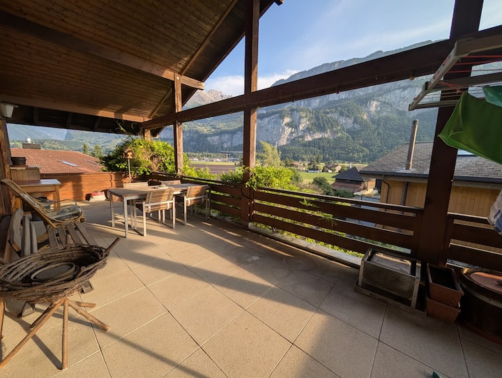 Gemütliche Ferienwohnung Mit Bergsicht - Meiringen