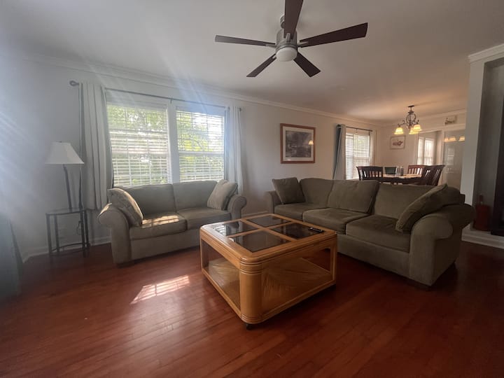 Minutes From Buford Dam Park And Lake Lanier - Buford, GA