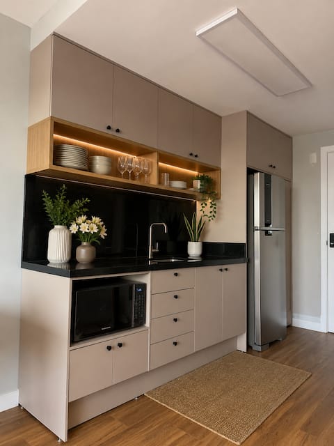 Successful Airbnb property: New apartment, great location in Mont’serrat