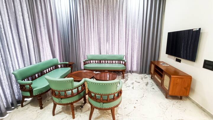 Living room image 1
