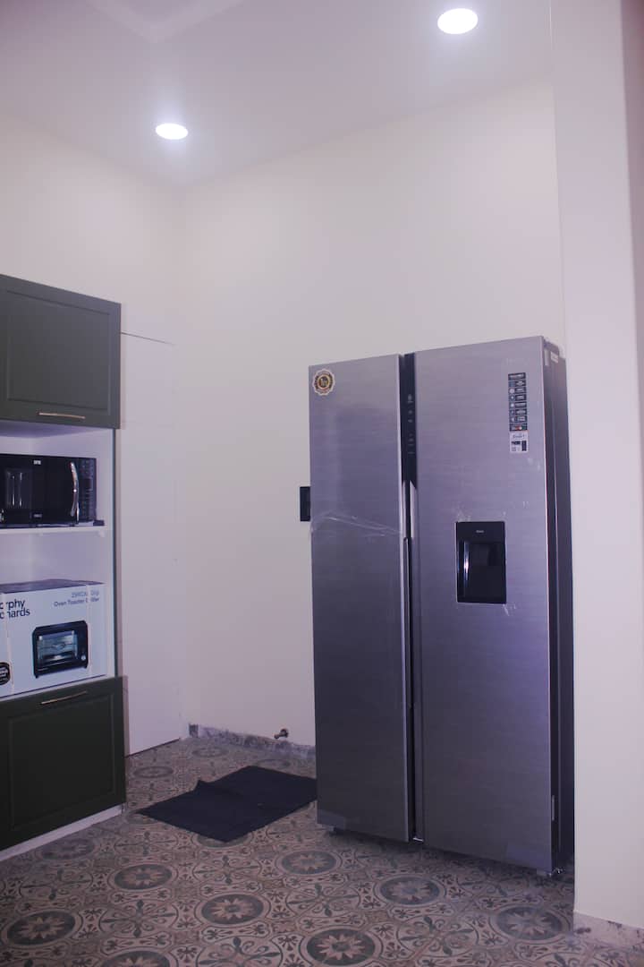 Full kitchen image 4