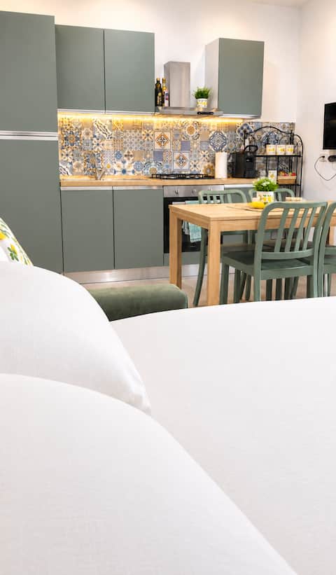 Proprietà Airbnb di successo: Lumia Sicily Home comfort e relax in Sicilia a Giardini Naxos