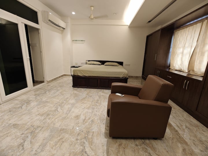 Hi-end Suit Room In The Heart Of The City - Vijayawada