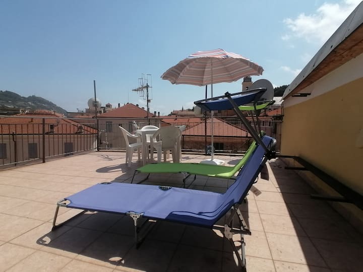 Terrazza Sui Tetti Di Taggia - Taggia
