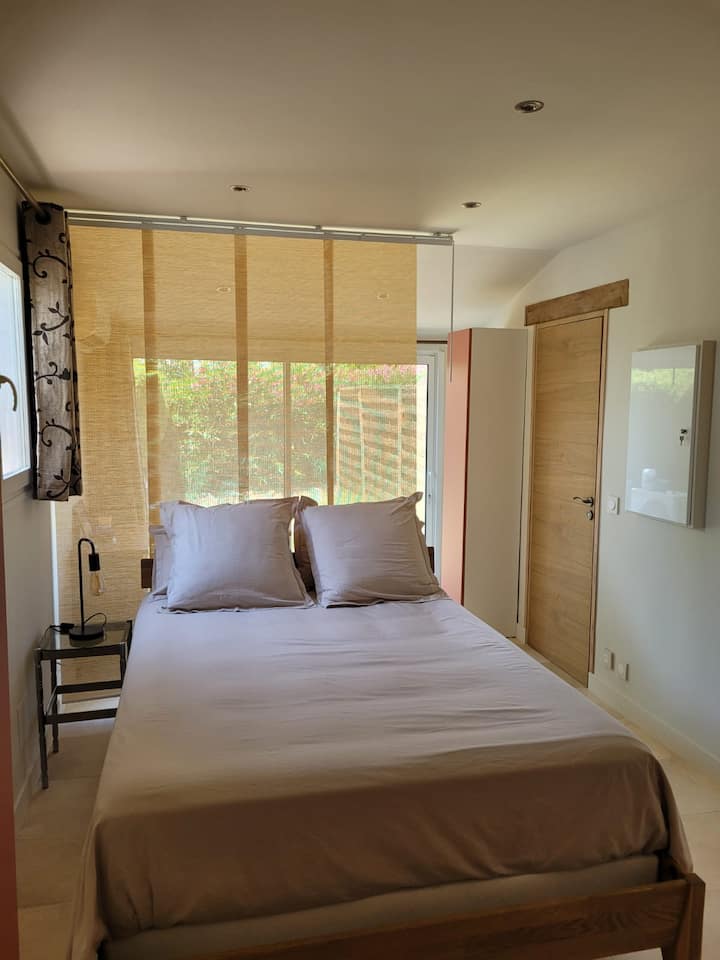 Maisonnette Indépendante à 5 Min Du Lac De L'arena - Roquebrune-sur-Argens