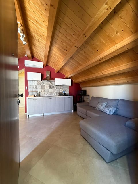 Top performing Airbnb: Guccini Vacation Home in Santa Flavia