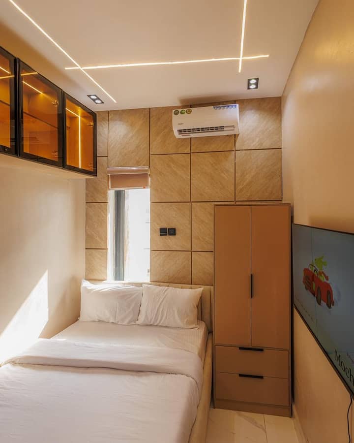 Tiny Studio Apartment With Pool And Gym - Lagos