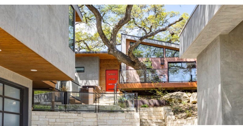 South Congress Retreat w/ Hot Tub + Dog Friendly