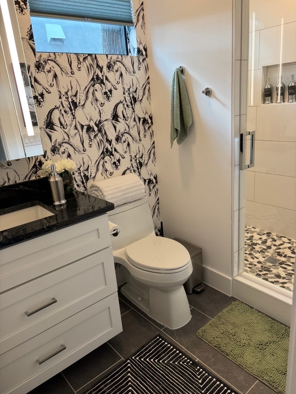 South Congress Retreat w/ Hot Tub + Dog Friendly