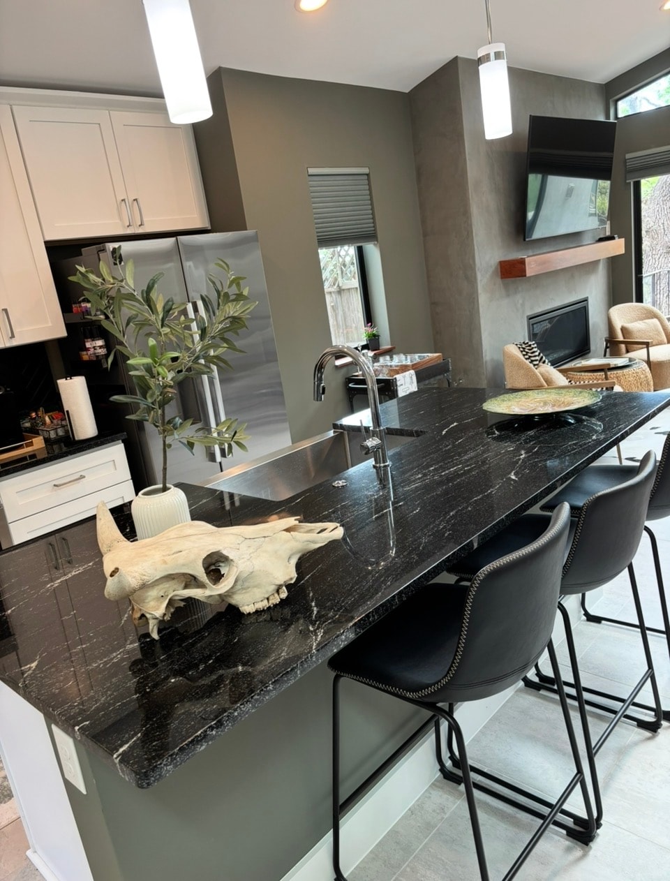South Congress Retreat w/ Hot Tub + Dog Friendly