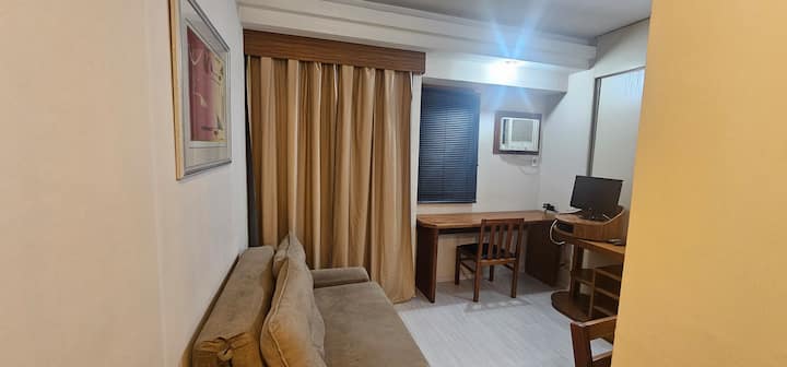 Flat Em Moema 37 M 1 Dormitório Com Varanda - São Paulo