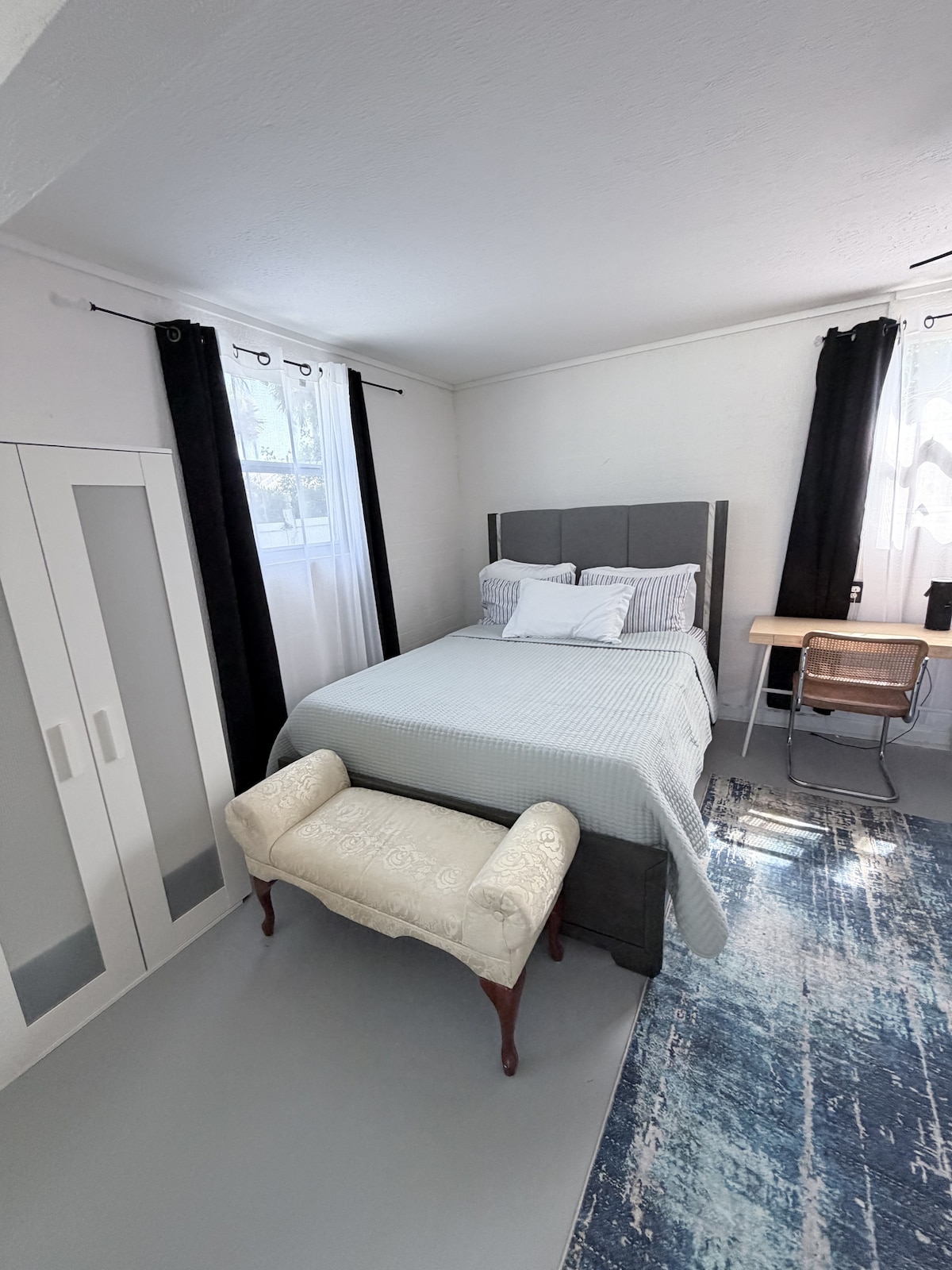 Cozy Private Studio