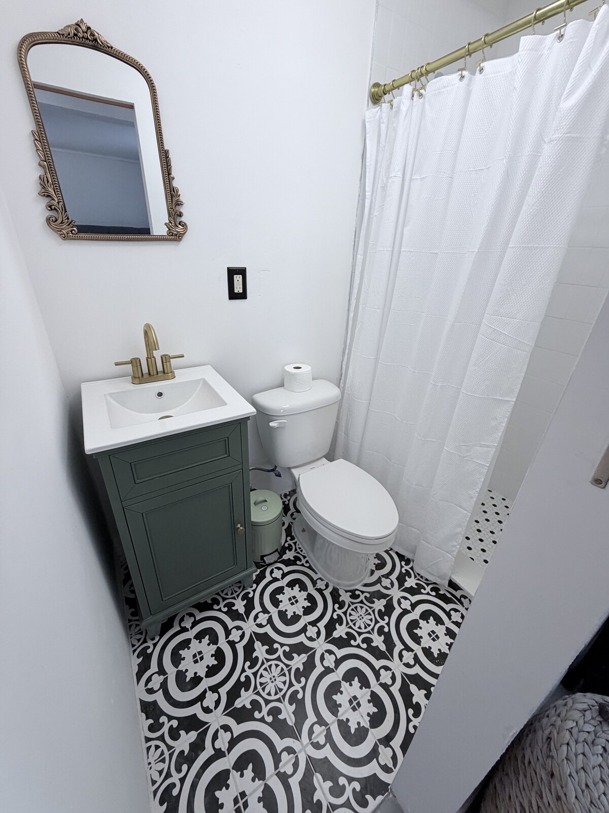 Cozy Private Studio