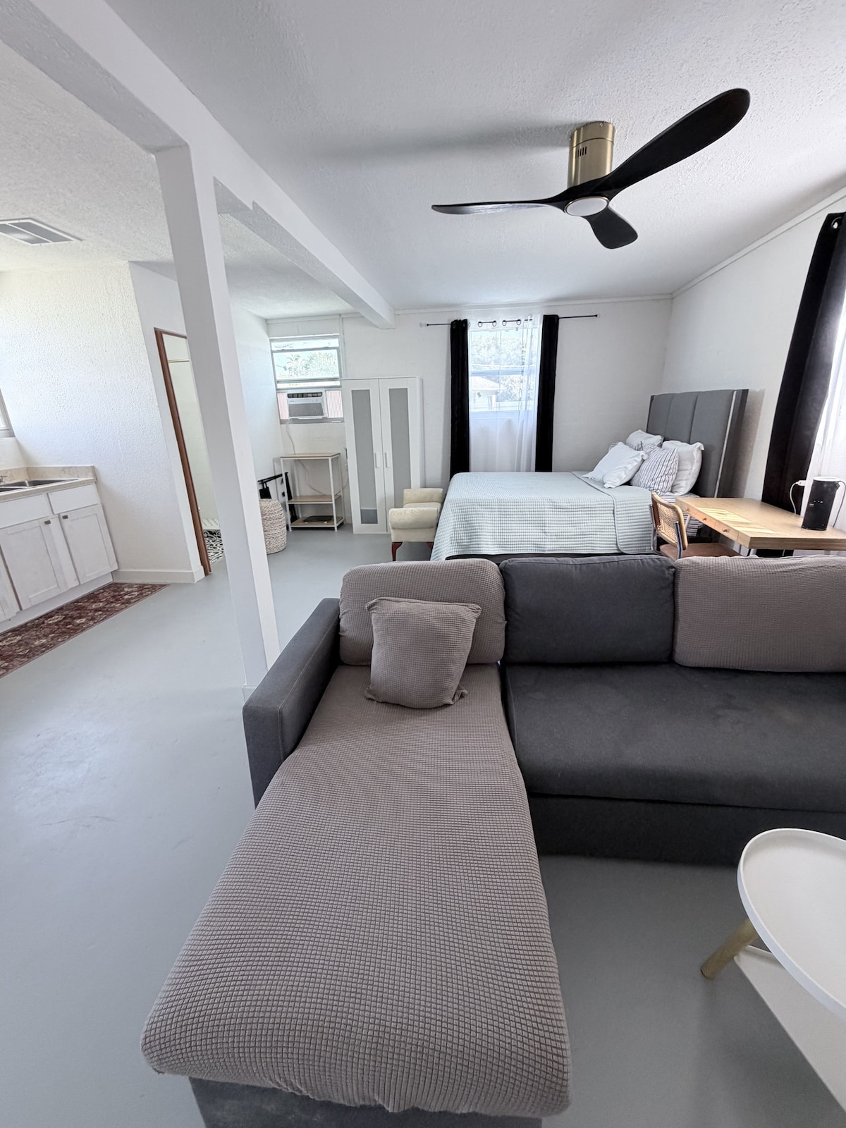 Cozy Private Studio