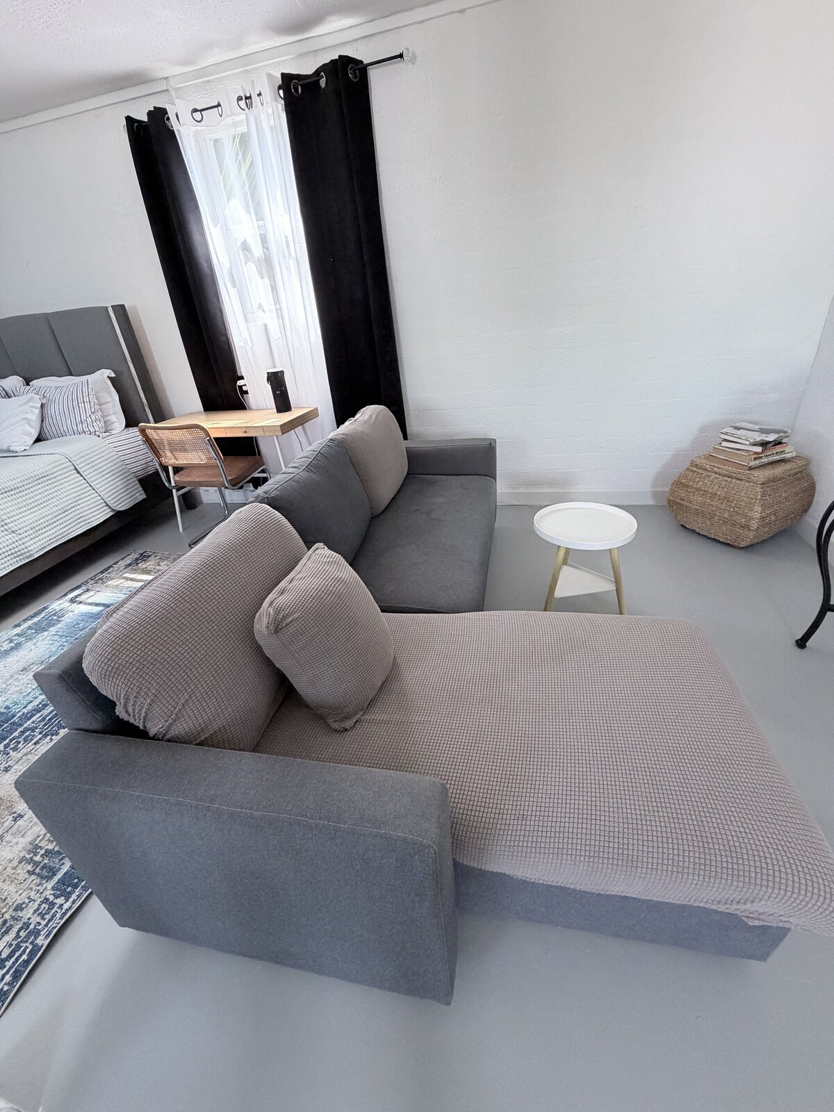 Cozy Private Studio