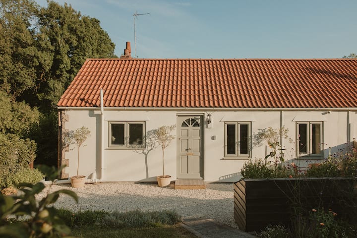 Beautiful, Spacious Guesthouse & Garden On 4 Acres - Frome