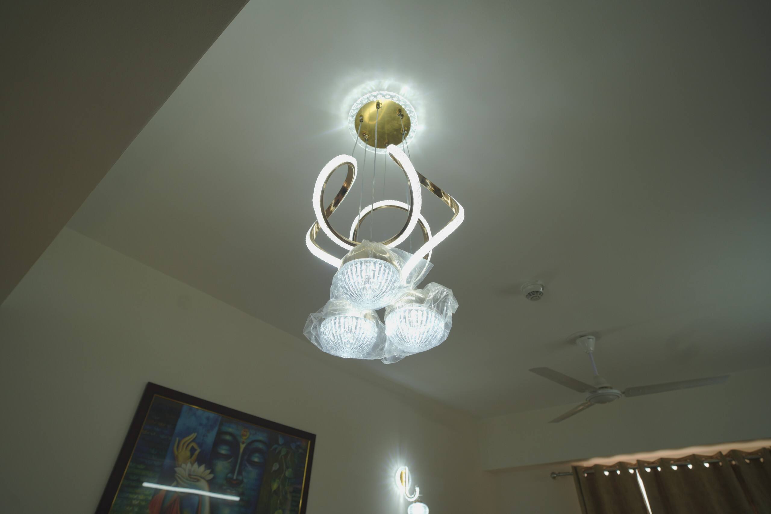 Crystal ceiling light in the living room