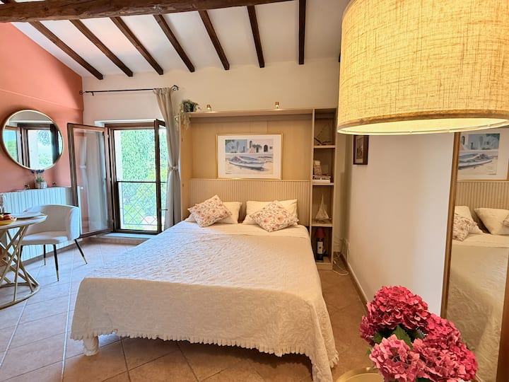 Laurina Suite | Romantic Retreat In Tuscany - Cecina