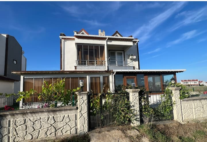 Harika Geniş Ve Konforlu Villa - Enez