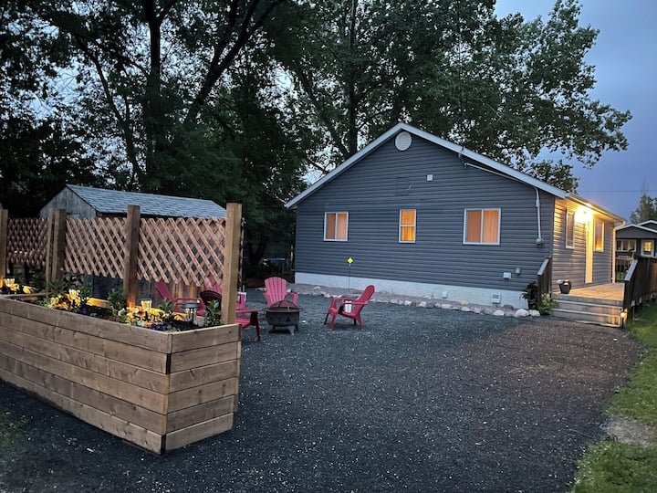 Charming South Beach Cottage In Gimli - Gimli
