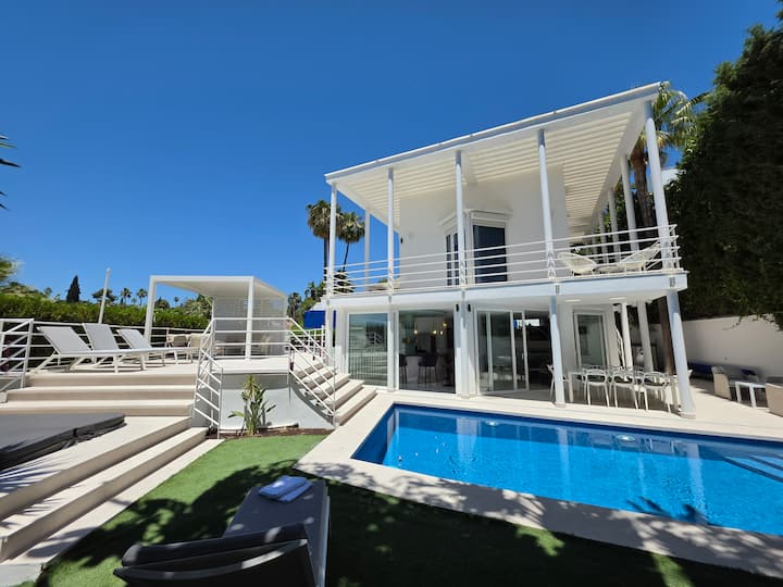 The Yacht - Marbella