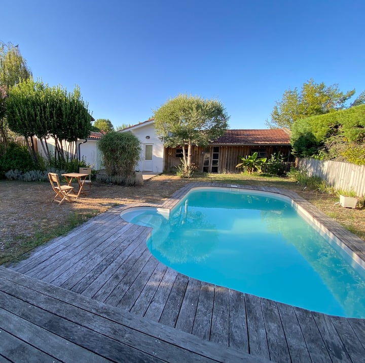 Villa Piscine & Jardin: Près De Bordeaux &Arcachon - Talence