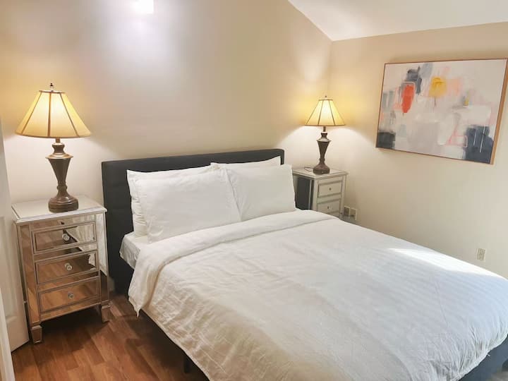 Luxury 2br Apartment | Downtown Charlottetown - Charlottetown