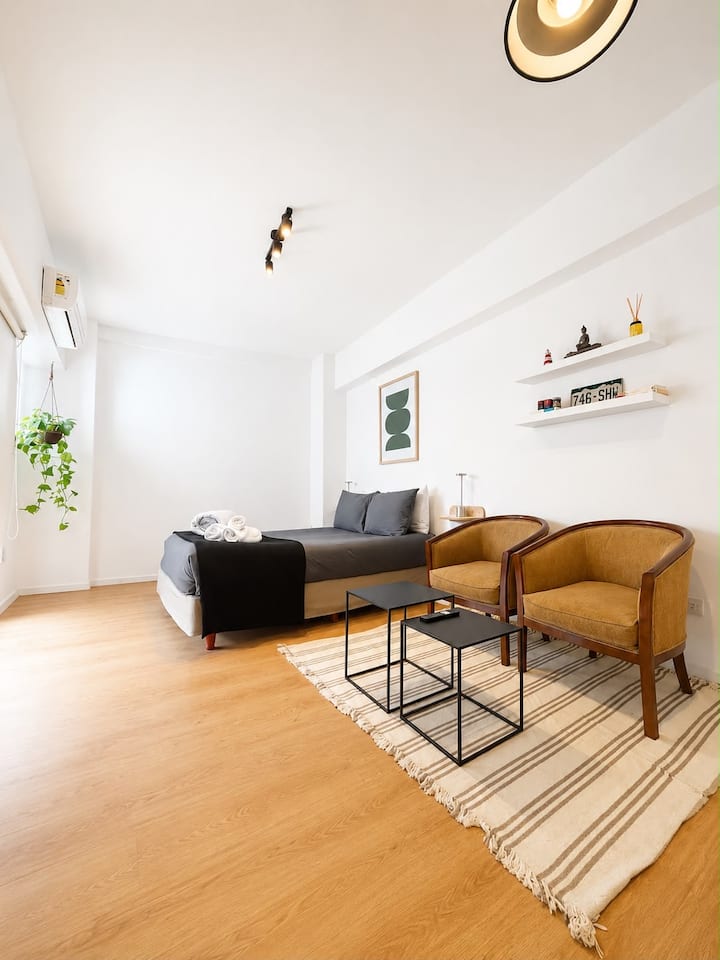 Estudio En Palermo Soho Muy Cerca De La Rural - Argentina