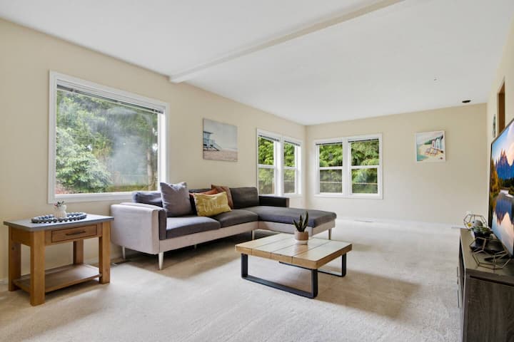 Modern 2br @Kirkland | Minutes To Downtown &Google - Kirkland, WA
