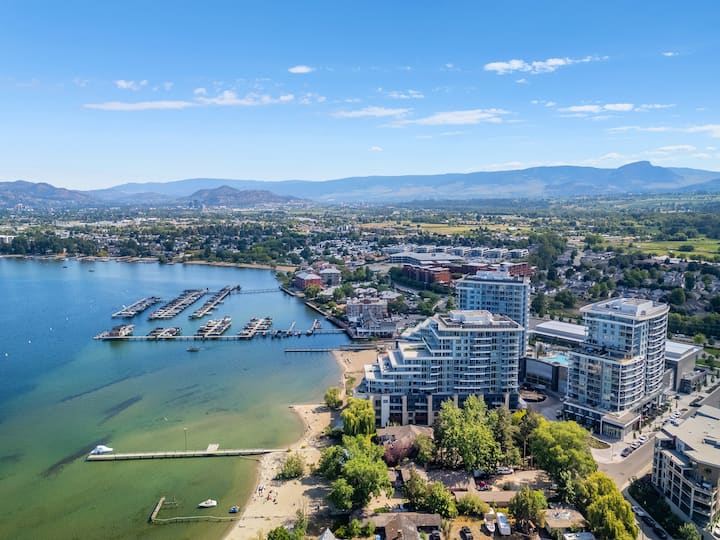 Aqua Kelowna - Lakefront Retreat - カナダ