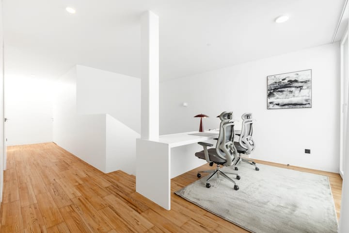 Workspace evidence from Elite Ocean-View T3 Villa w/ Private Jacuzzi